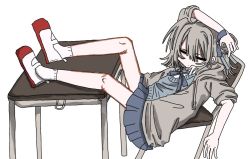 104714