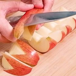 62695